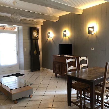 Aux Berges Du Doubs Bed and Breakfast Ougney-Douvot Εξωτερικό φωτογραφία